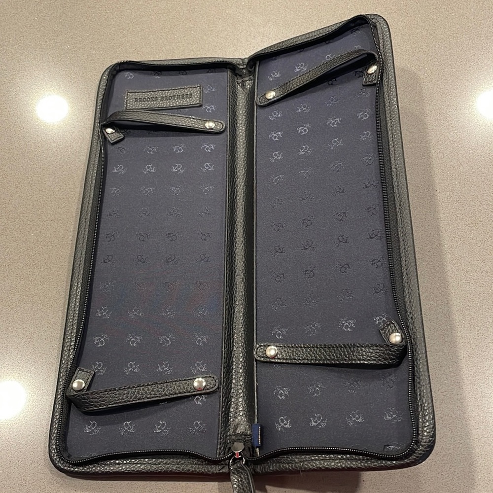 Brooks brothers Black Tie Case